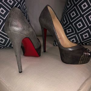 Authentic Christian Louboutin, Maggie 140